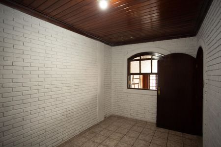 Quarto 1 de casa para alugar com 2 quartos, 80m² em Chácara São João, São Paulo