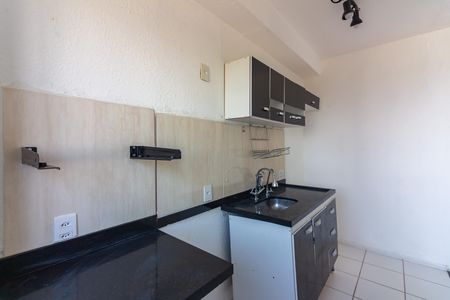 Cozinha de apartamento para alugar com 2 quartos, 41m² em Jardim Boa Vista, Osasco