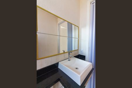 Apartamento para alugar com 41m², 2 quartos e sem vaga Apartamento para alugar com 41m², 2 quartos e sem vagaBanheiro