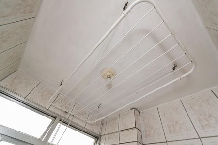 Apartamento para alugar com 65m², 3 quartos e 1 vagaÁrea de Serviço