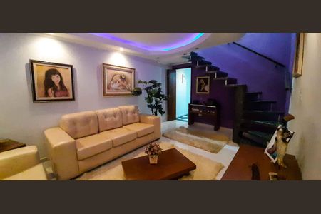 Sala de Estar de casa à venda com 5 quartos, 260m² em Jardim das Flores, Osasco