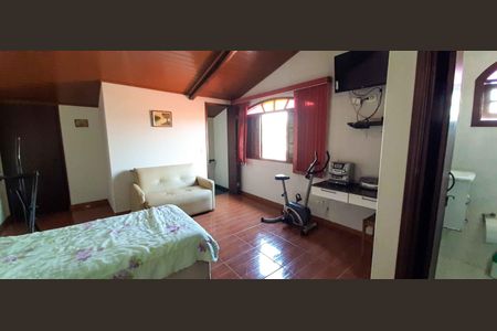 Casa à venda com 260m², 5 quartos e 2 vagas Casa à venda com 260m², 5 quartos e 2 vagasSuíte 2