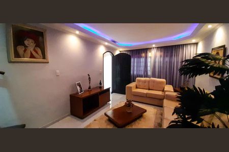 Sala de Estar de casa à venda com 5 quartos, 260m² em Jardim das Flores, Osasco