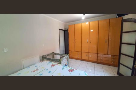 Casa à venda com 260m², 5 quartos e 2 vagas Casa à venda com 260m², 5 quartos e 2 vagasQuarto 2