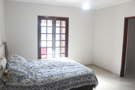 Casa à venda com 158m², 2 quartos e 2 vagasSuíte 1