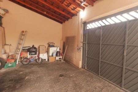 Casa à venda com 115m², 3 quartos e 2 vagas Casa à venda com 115m², 3 quartos e 2 vagasGaragem