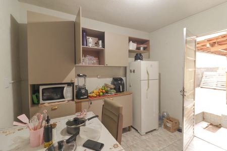 Casa à venda com 115m², 3 quartos e 2 vagas Casa à venda com 115m², 3 quartos e 2 vagasEdicula