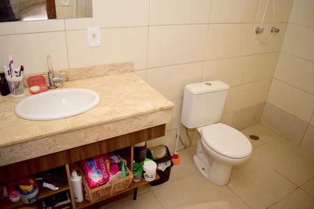 Casa para alugar com 183m², 3 quartos e 2 vagasBanheiro da Suíte