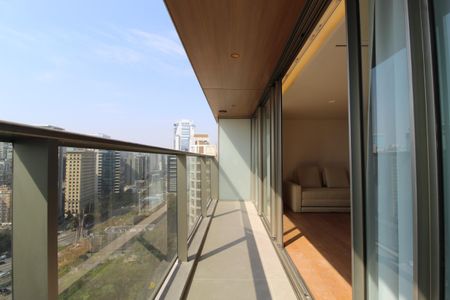 Varanda de kitnet/studio para alugar com 1 quarto, 53m² em Vila Olímpia, São Paulo