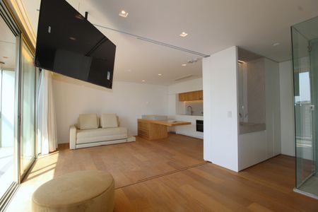 Sala/Quarto de kitnet/studio para alugar com 1 quarto, 53m² em Vila Olímpia, São Paulo