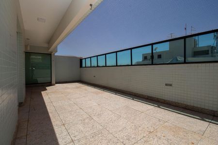 Apartamento para alugar com 323m², 5 quartos e 3 vagas Apartamento para alugar com 323m², 5 quartos e 3 vagasÁrea comum