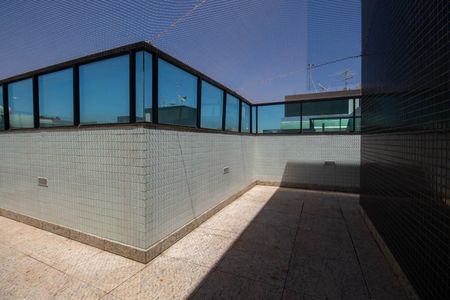 Apartamento para alugar com 323m², 5 quartos e 3 vagas Apartamento para alugar com 323m², 5 quartos e 3 vagasÁrea comum