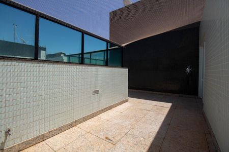 Apartamento para alugar com 323m², 5 quartos e 3 vagas Apartamento para alugar com 323m², 5 quartos e 3 vagasÁrea comum