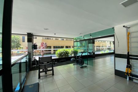 Apartamento para alugar com 323m², 5 quartos e 3 vagas Apartamento para alugar com 323m², 5 quartos e 3 vagasÁrea comum - Academia