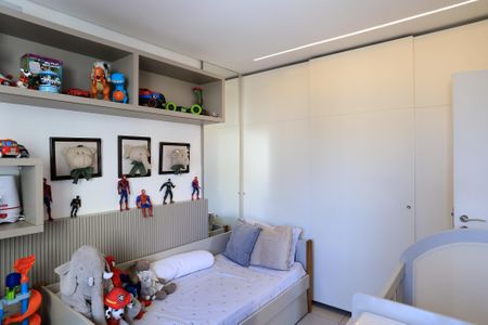 Apartamento para alugar com 96m², 2 quartos e 2 vagas Apartamento para alugar com 96m², 2 quartos e 2 vagasQuarto