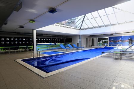 Apartamento para alugar com 96m², 2 quartos e 2 vagas Apartamento para alugar com 96m², 2 quartos e 2 vagasÁrea comum - Piscina
