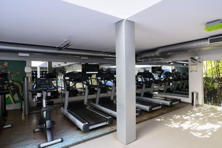 Apartamento para alugar com 96m², 2 quartos e 2 vagas Apartamento para alugar com 96m², 2 quartos e 2 vagasÁrea comum - Academia