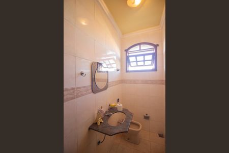 Casa para alugar com 400m², 6 quartos e 2 vagas Casa para alugar com 400m², 6 quartos e 2 vagasLavabo