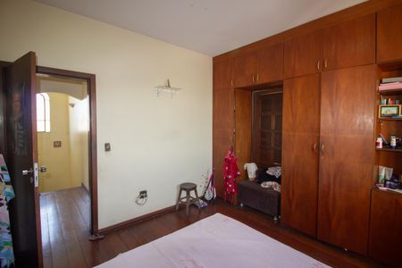 Casa para alugar com 400m², 6 quartos e 2 vagas Casa para alugar com 400m², 6 quartos e 2 vagasQuarto 5