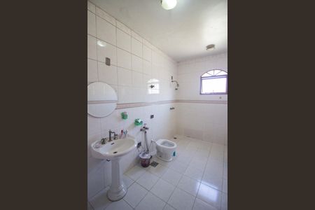 Casa para alugar com 400m², 6 quartos e 2 vagas Casa para alugar com 400m², 6 quartos e 2 vagasBanheiro Social