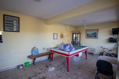 Casa para alugar com 400m², 6 quartos e 2 vagas Casa para alugar com 400m², 6 quartos e 2 vagasQuintal