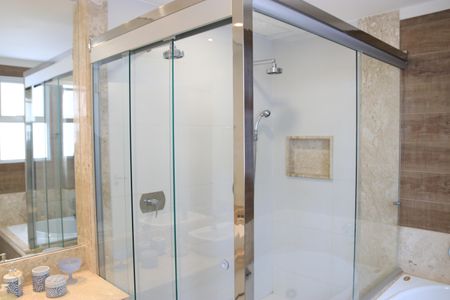 Apartamento para alugar com 264m², 4 quartos e 3 vagasBanheiro da Suíte 4