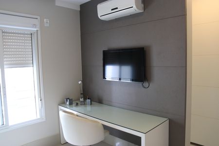 Apartamento para alugar com 264m², 4 quartos e 3 vagasSuíte 1