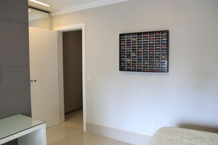 Apartamento para alugar com 264m², 4 quartos e 3 vagasSuíte 1
