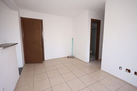Sala de apartamento para alugar com 2 quartos, 80m² em Bairro Santa Rita, Goiânia