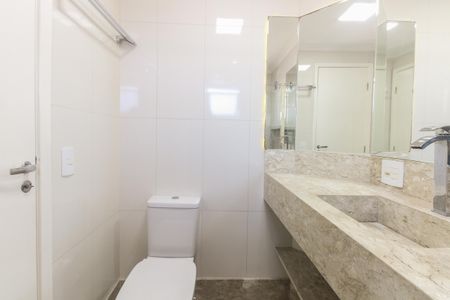 Apartamento à venda com 71m², 2 quartos e 2 vagasBanheiro Suíte