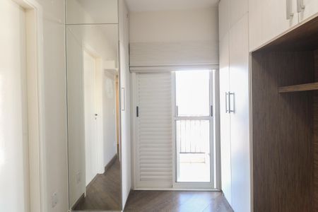 Apartamento à venda com 71m², 2 quartos e 2 vagasSuíte