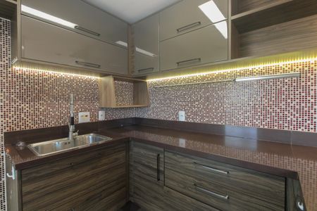 Apartamento à venda com 71m², 2 quartos e 2 vagasCozinha