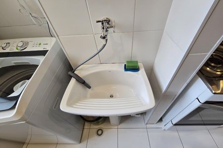 Apartamento à venda com 71m², 2 quartos e 1 vaga Apartamento à venda com 71m², 2 quartos e 1 vagaÁrea de Serviço