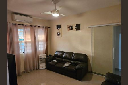 Sala de casa à venda com 3 quartos, 148m² em Jardim Nova Europa, Campinas