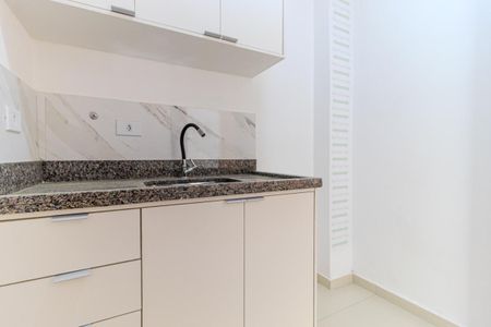 Cozinha de kitnet/studio para alugar com 1 quarto, 35m² em Santa Ifigênia, São Paulo