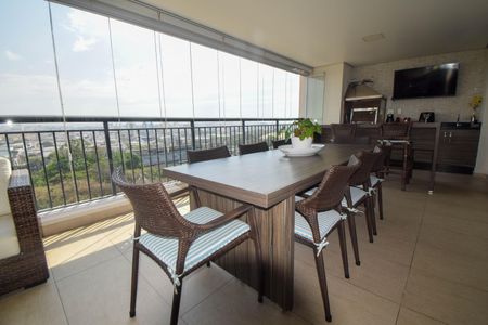 Apartamento à venda com 167m², 3 quartos e 3 vagasVaranda