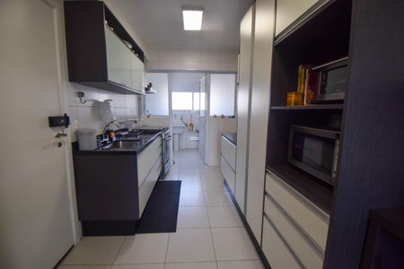 Apartamento à venda com 167m², 3 quartos e 3 vagasCozinha