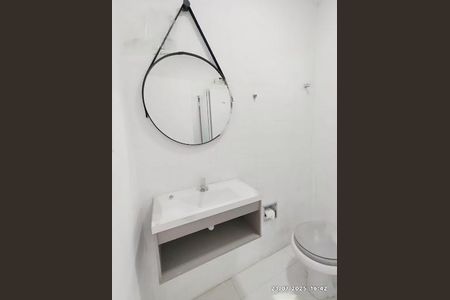 Casa à venda com 2 quartos, 95m² em Vila Santo Estefano, São Paulo