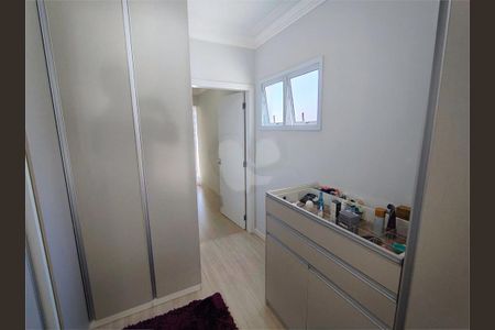 Casa à venda com 270m², 3 quartos e 2 vagas
