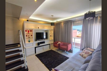Casa à venda com 270m², 3 quartos e 2 vagas