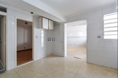 Casa à venda com 3 quartos, 195m² em Mirandópolis, São Paulo