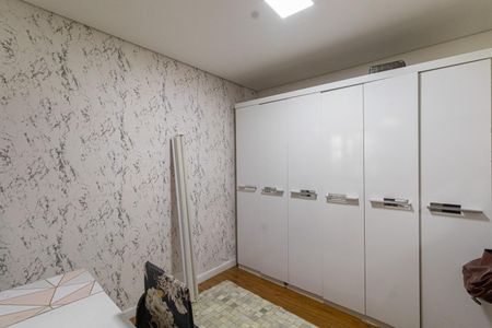 Casa para alugar com 364m², 4 quartos e 2 vagasQuarto 2 