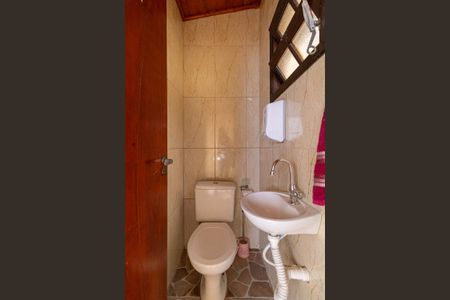 Casa para alugar com 364m², 4 quartos e 2 vagasBanheiro de Serviço