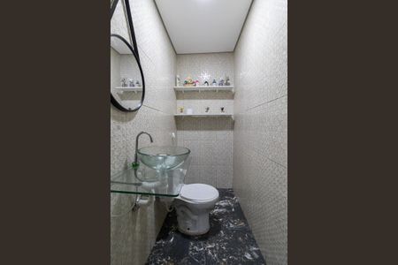 Casa para alugar com 364m², 4 quartos e 2 vagasLavabo