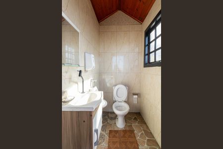 Casa para alugar com 364m², 4 quartos e 2 vagasBanheiro Externo