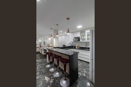 Casa para alugar com 364m², 4 quartos e 2 vagasCozinha