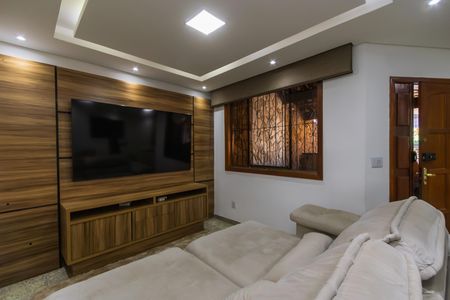 Sala de casa à venda com 3 quartos, 213m² em Santa Branca, Belo Horizonte