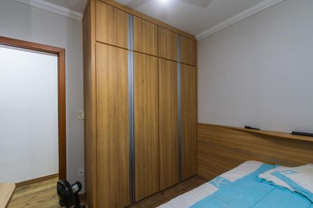 Casa à venda com 213m², 3 quartos e 2 vagas Casa à venda com 213m², 3 quartos e 2 vagasQuarto 1