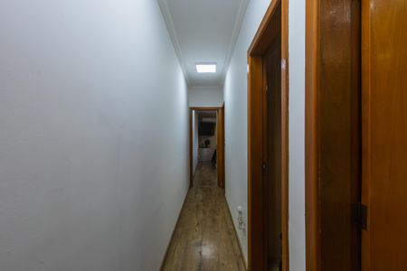 Casa à venda com 213m², 3 quartos e 2 vagas Casa à venda com 213m², 3 quartos e 2 vagasCorredor