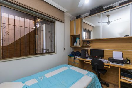 Casa à venda com 213m², 3 quartos e 2 vagas Casa à venda com 213m², 3 quartos e 2 vagasQuarto 1